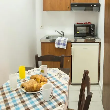 شقة Leandros *
