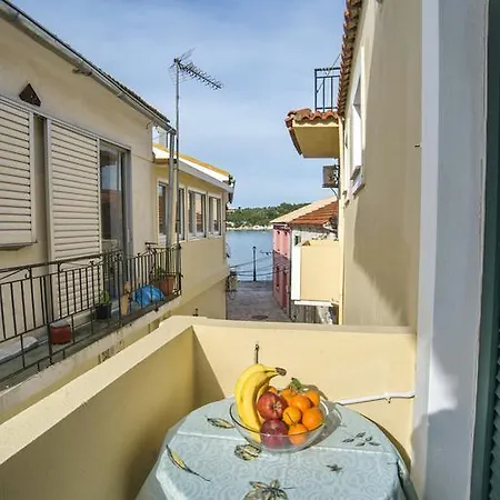 Lägenhet Leandros Lákka