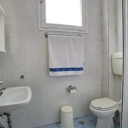 شقة Leandros *